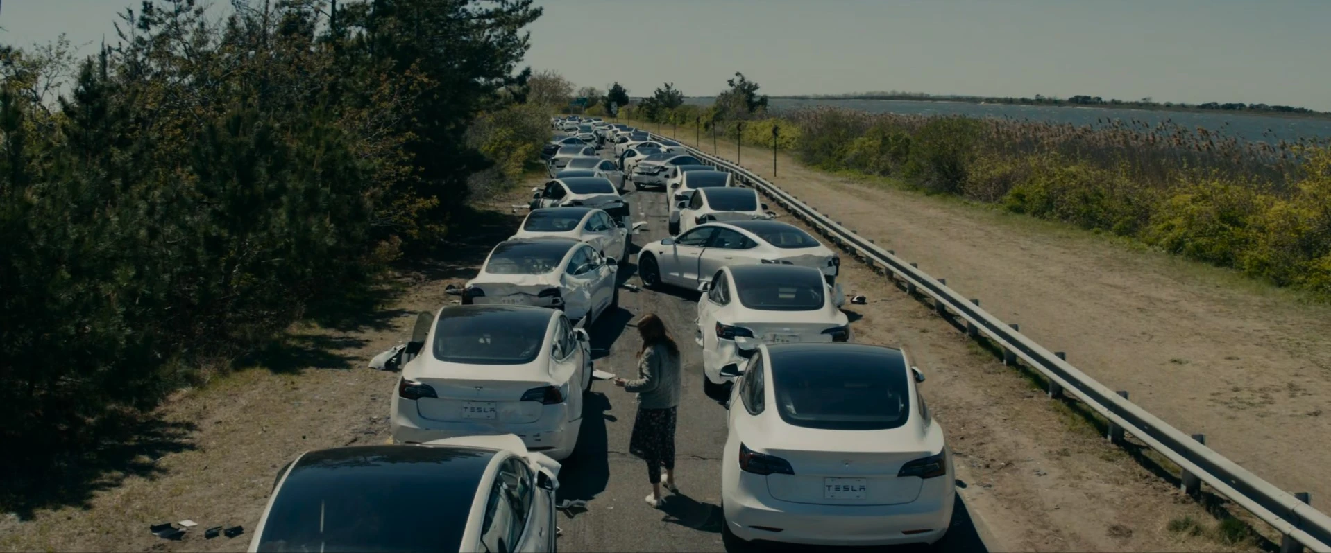 Tesla vehicles and debris — Layout, lookdev and lighting